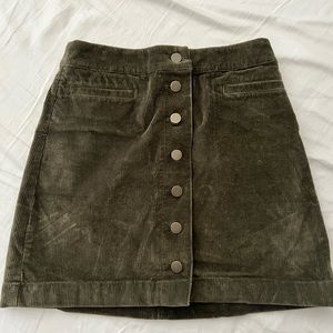 Aritzia a line skirt